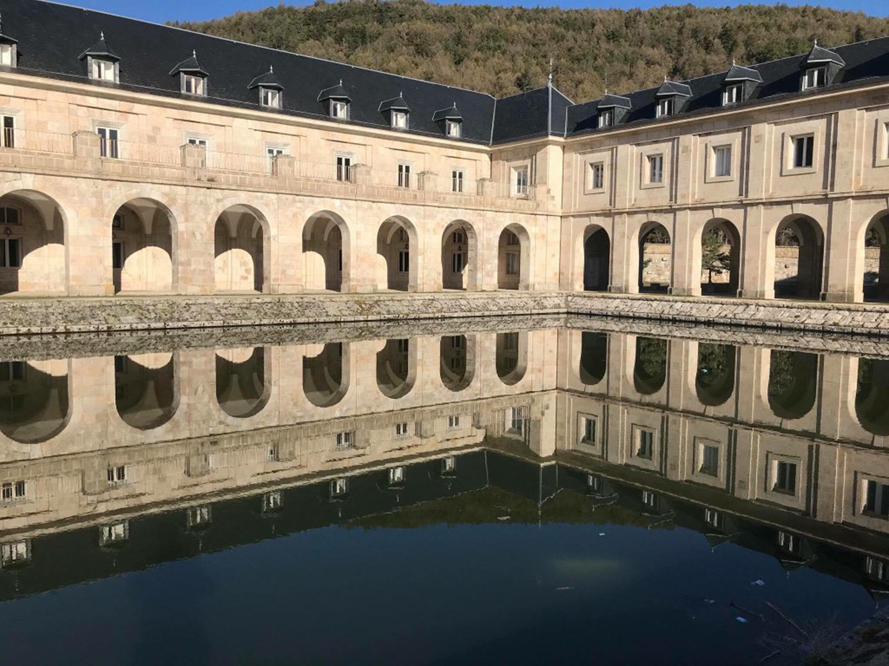 Hospederia Santa Cruz Ξενοδοχείο San Lorenzo de El Escorial Εξωτερικό φωτογραφία