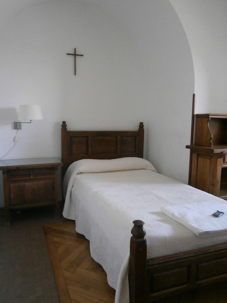 Hospederia Santa Cruz Ξενοδοχείο San Lorenzo de El Escorial Εξωτερικό φωτογραφία
